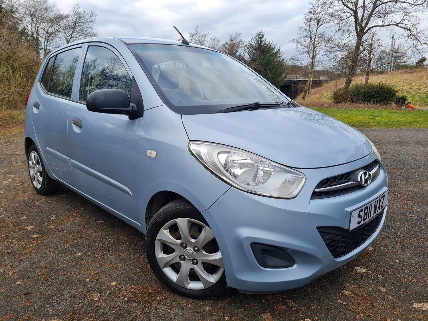 Used HYUNDAI I10 2011 Silver in Fauldhouse, West Lothain Assured Cars